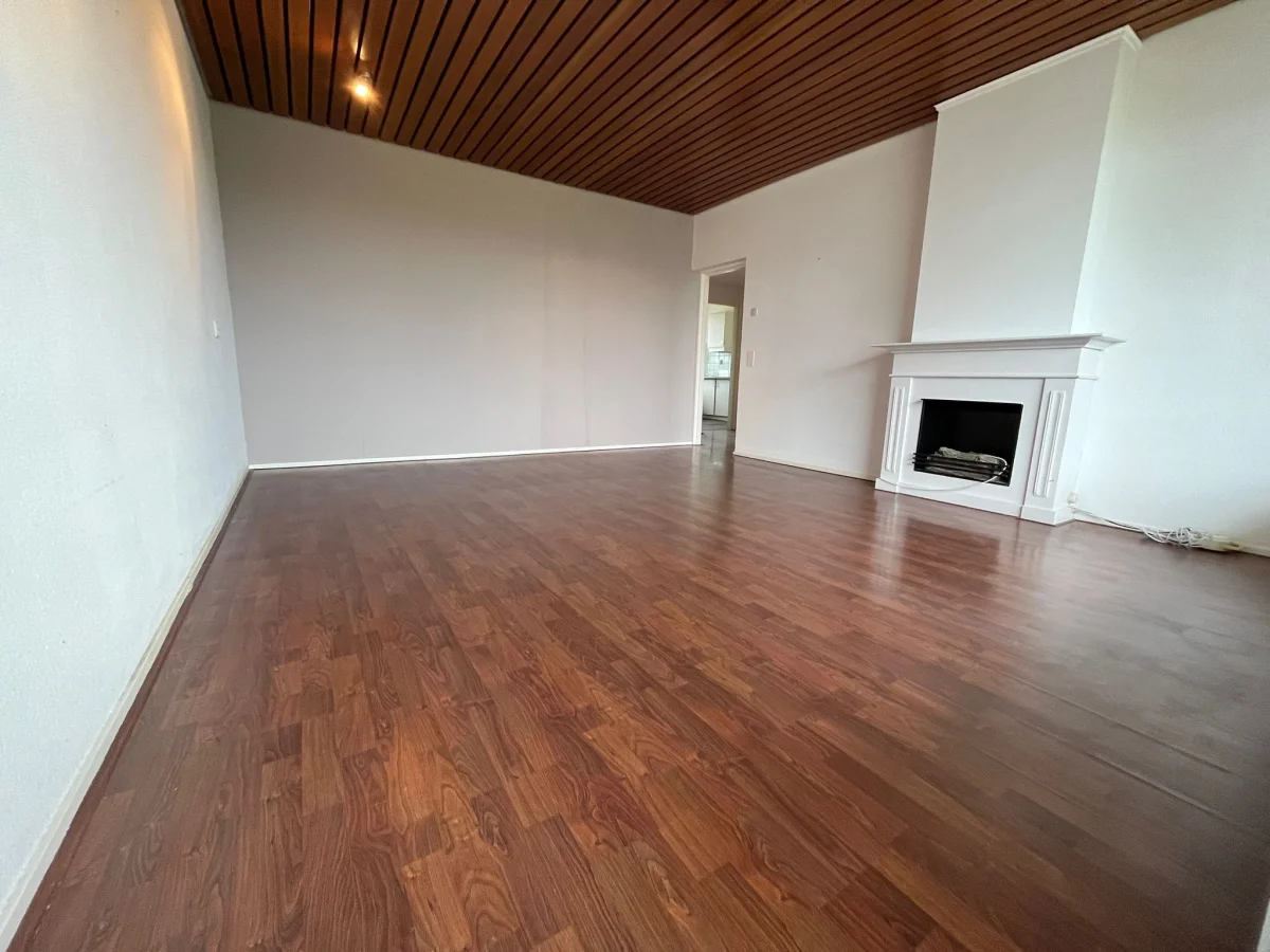 Na: Woningontruiming Amsterdam (Noord-Holland)