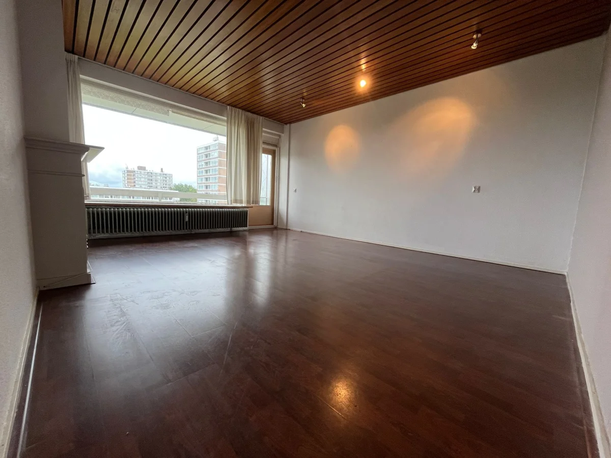 Na: Woningontruiming Amsterdam (Noord-Holland)