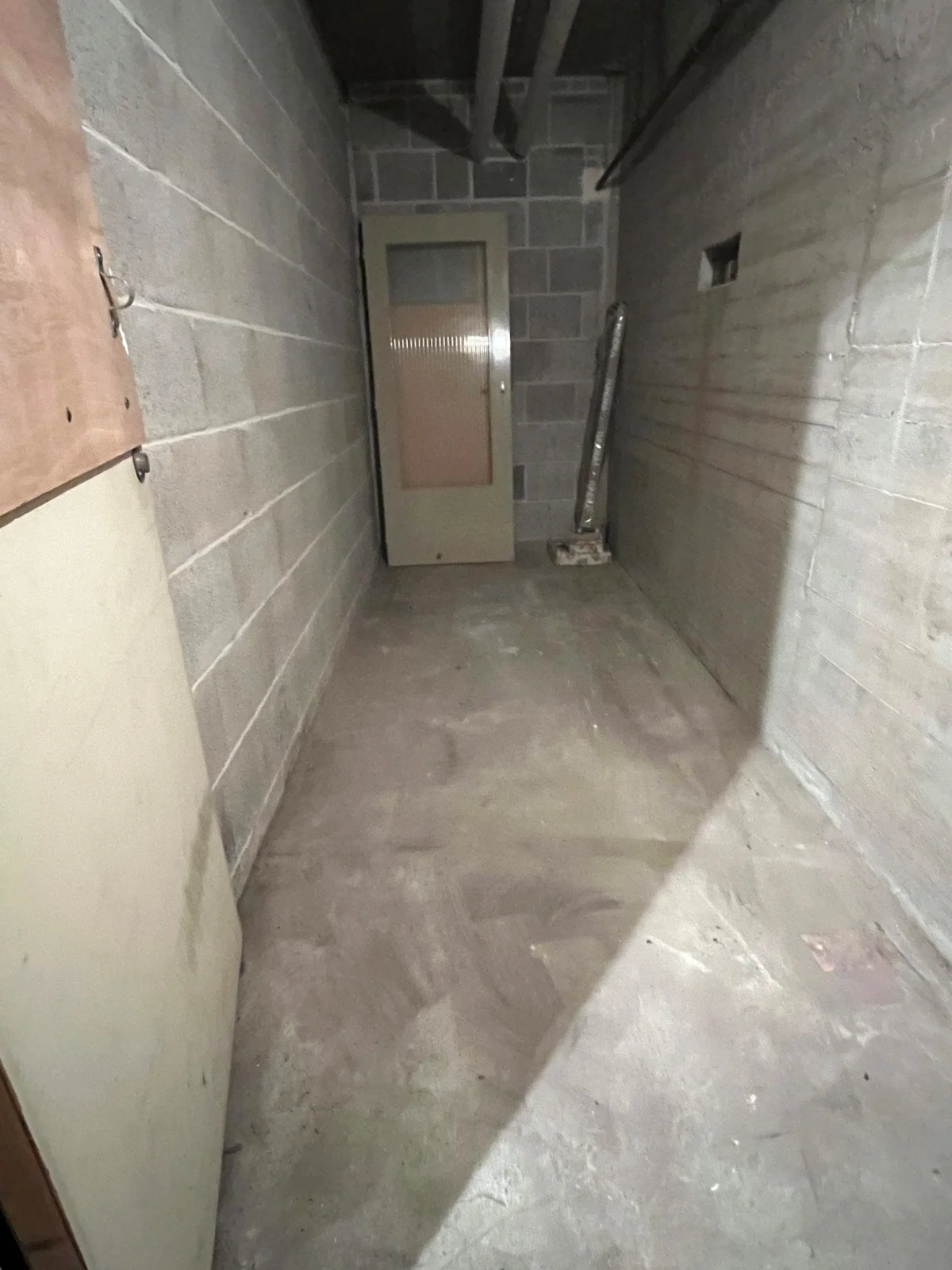 Na: Woningontruiming Amsterdam (Noord-Holland)
