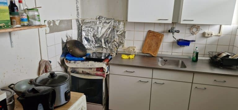 Woning met volledige inboedel vóór de woningontruiming